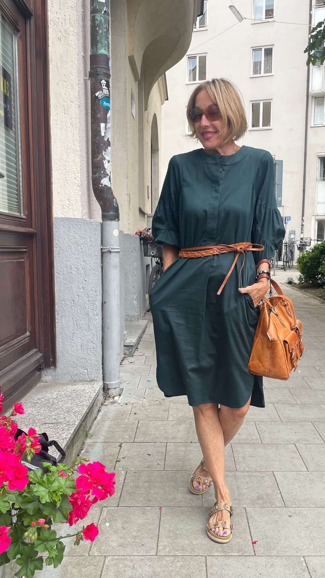 Welche Farbe passt zu Petrol Outfits I FarbFitterie